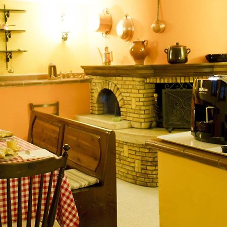 La Bertina Hotel Montefiascone Bagian luar foto