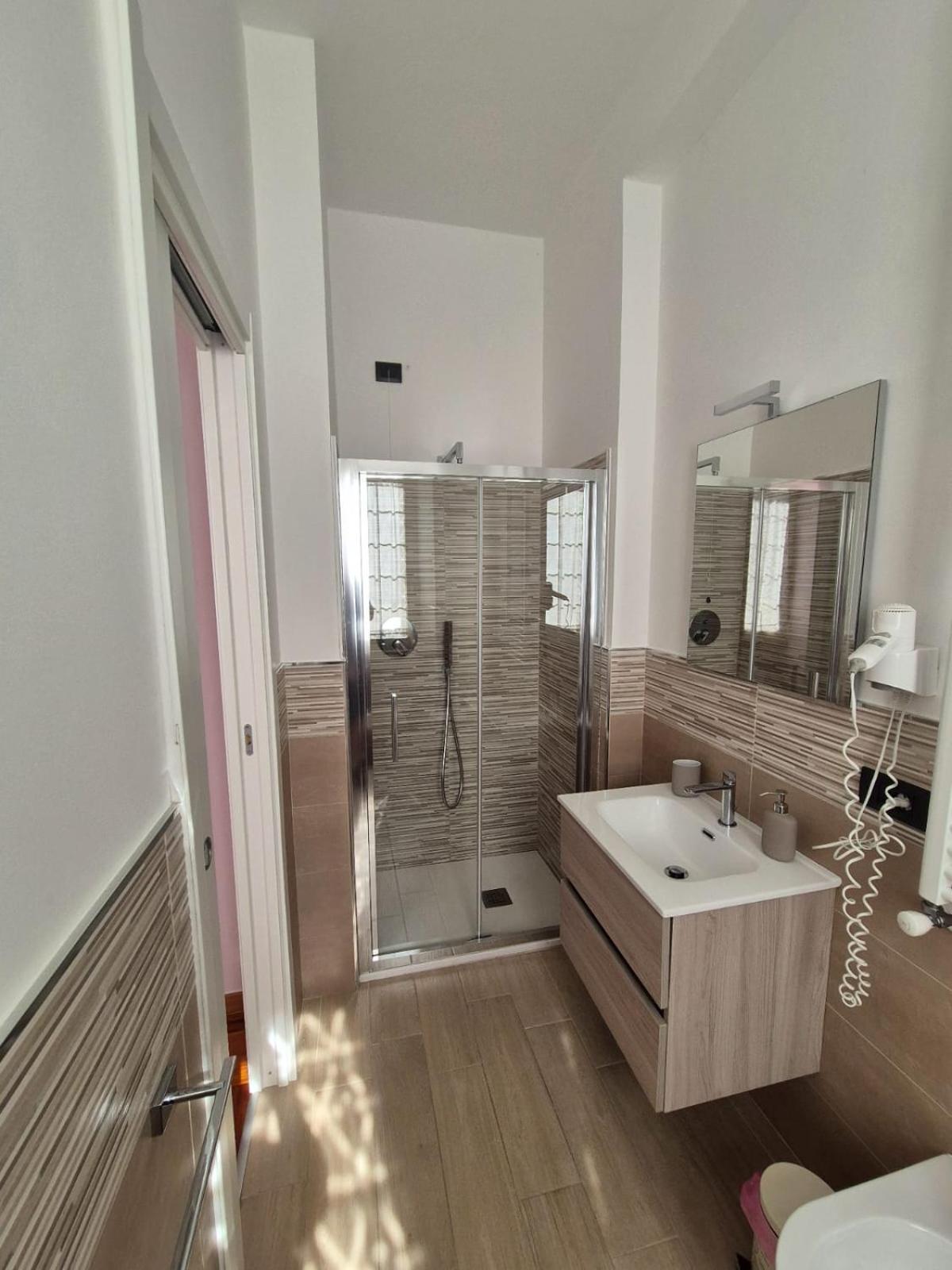 La Bertina Hotel Montefiascone Bagian luar foto